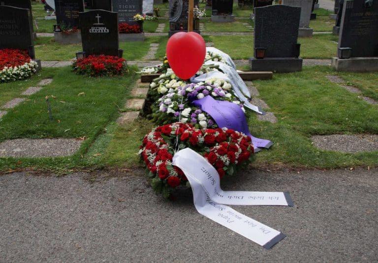 Erdbestattung auf Friedhof Wien Suedwest Friedhof2