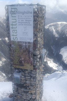 Infotafel Bergbestattung in Werfenweng